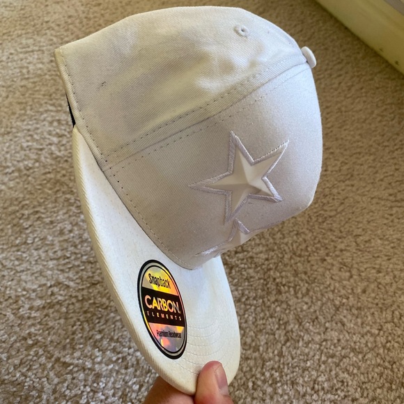 Carbon Elements White Star Adjustable SnapBack Hat. - Picture 7 of 7